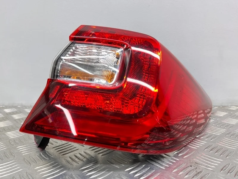 Фонарь Subaru Outback BS