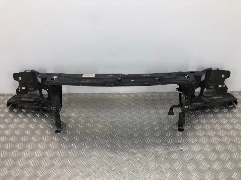 Передняя панель Volvo XC90