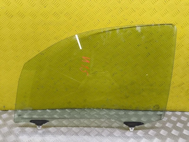 Стекло двери передней левой Toyota Tundra Ii (2006-2022) 2015 681020C040 ПИКАП 5.7 I 3URFBE