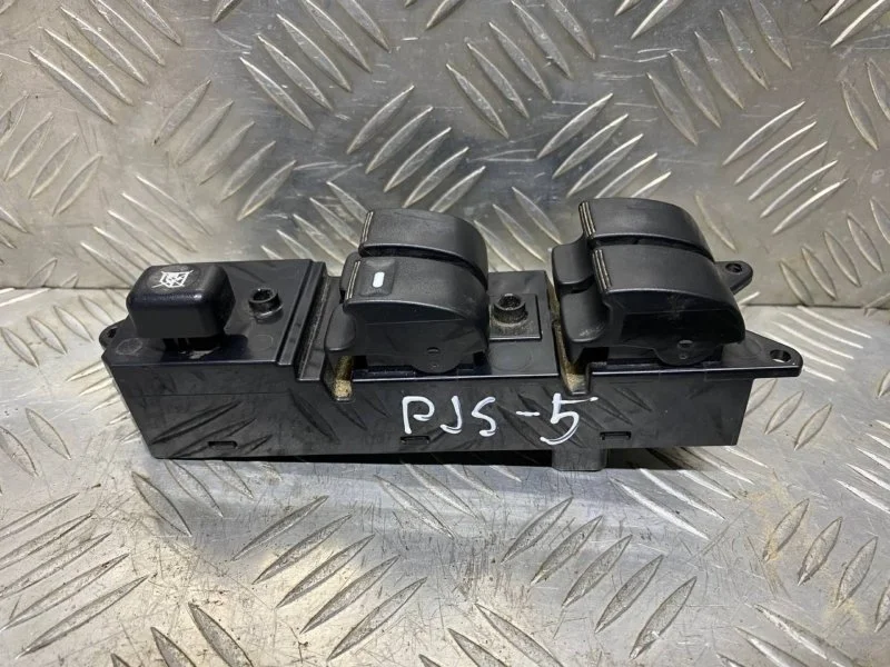 Блок управления стеклоподъемниками Mitsubishi Pajero Sport Ii (2008-2017) 2011 MR587952 ВНЕДОРОЖНИК 2.5 D 4D56