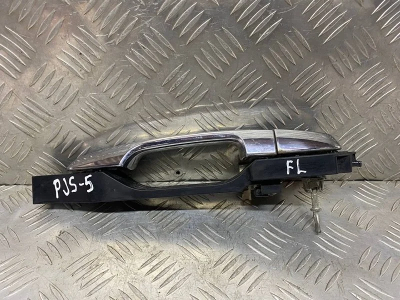 Ручка двери наружная передняя левая Mitsubishi Pajero Sport Ii (2008-2017) 2011 5716A032 ВНЕДОРОЖНИК 2.5 D 4D56