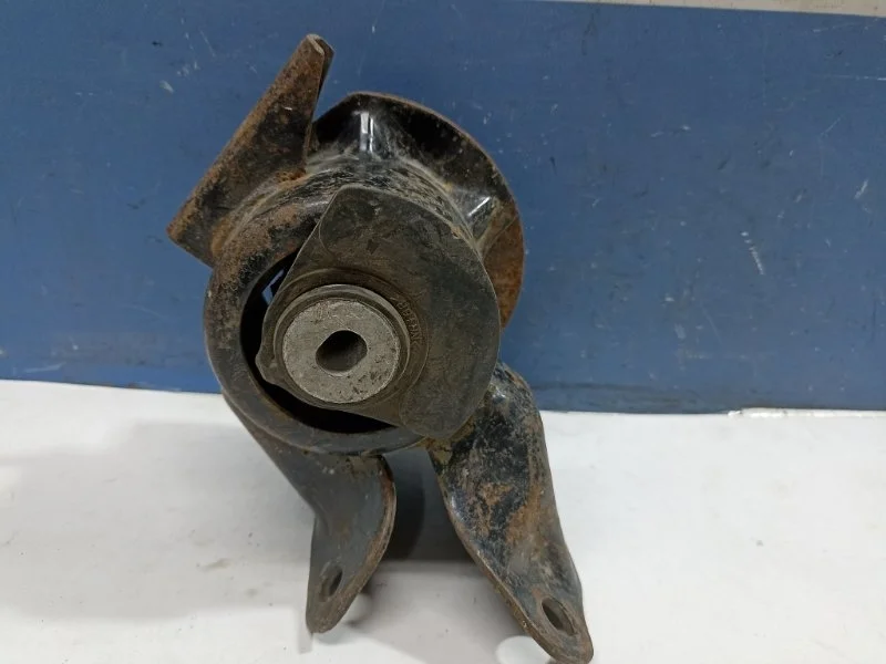 Подушка КПП Mazda CX-7 2007-2012 L23439070B ER, передняя левая