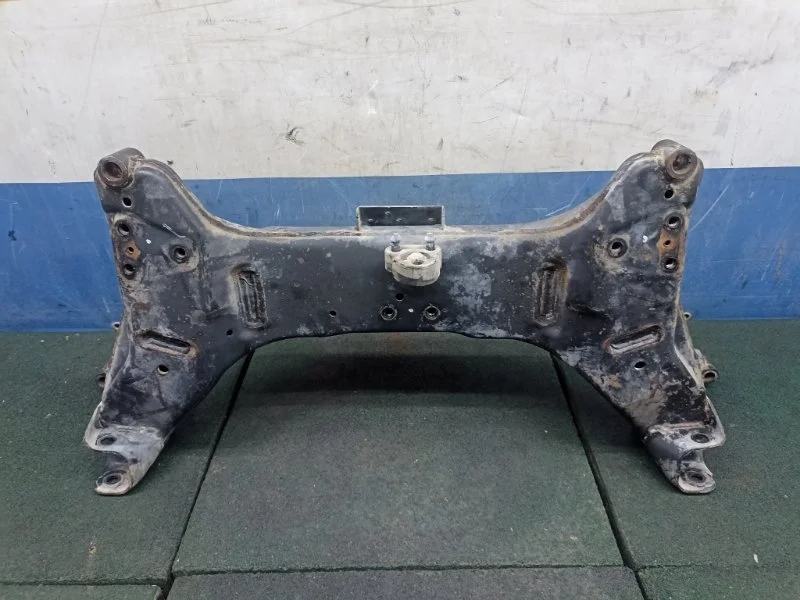 Балка подвески Nissan Almera 2006 54401BM405 N16 1.5 QG15DE, передняя