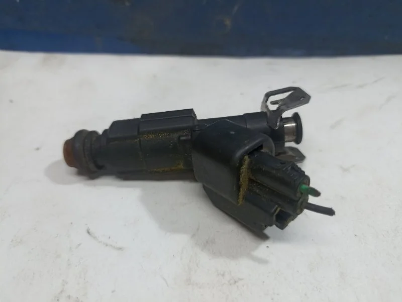 Форсунка топливная Ford Focus 2 2008 1149958 1.8 QQDB