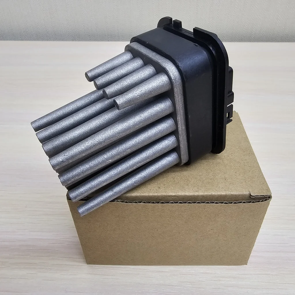 Резистор печки на климат Opel Astra H, Zafira B