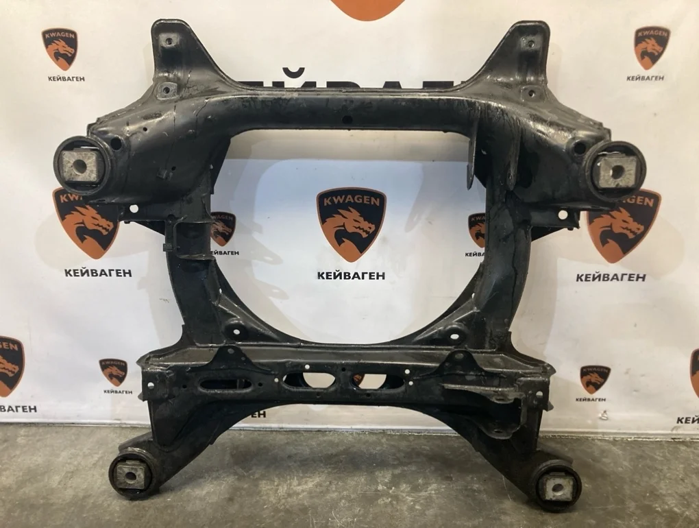 Балка подвески Volkswagen Touareg 2011 7P