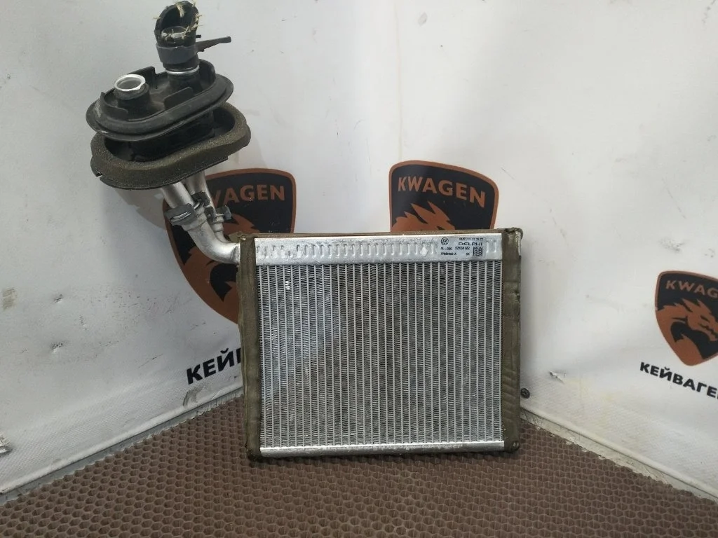 Радиатор печки Volkswagen Touareg 2011 7P