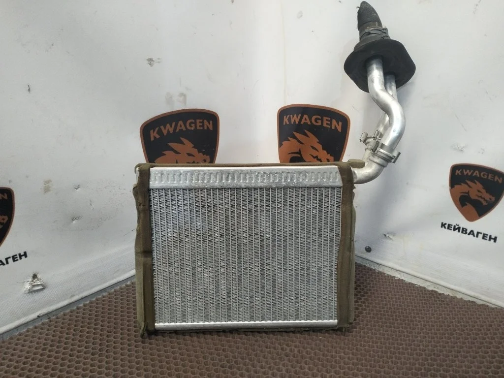 Радиатор печки Volkswagen Touareg 2011 7P