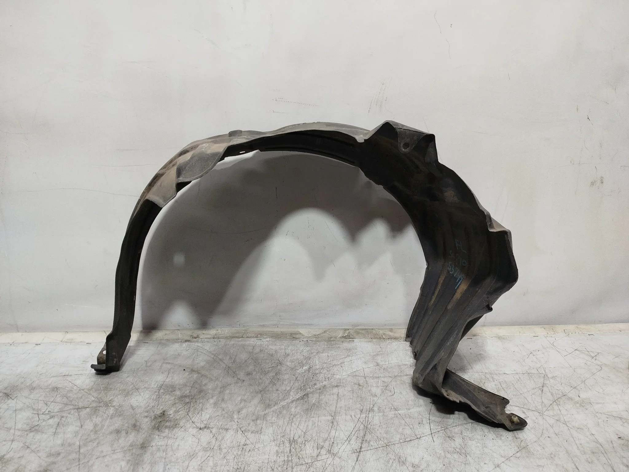 ПОДКРЫЛОК TOYOTA ПЕРЕД ЛЕВО 5387652010