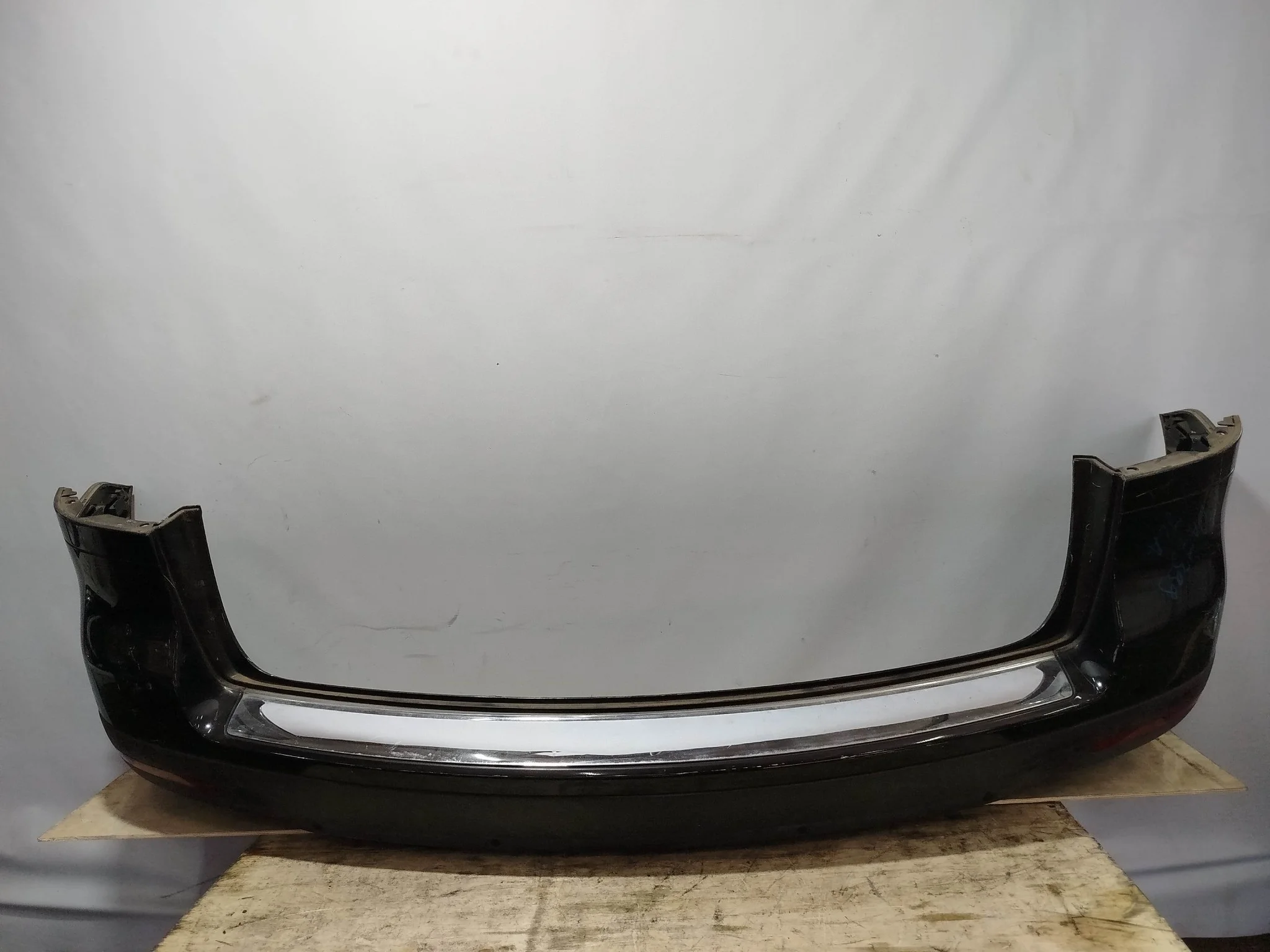 БАМПЕР VOLKSWAGEN TOUAREG 7L6807417D ЗАДНИЙ  синий NA7399