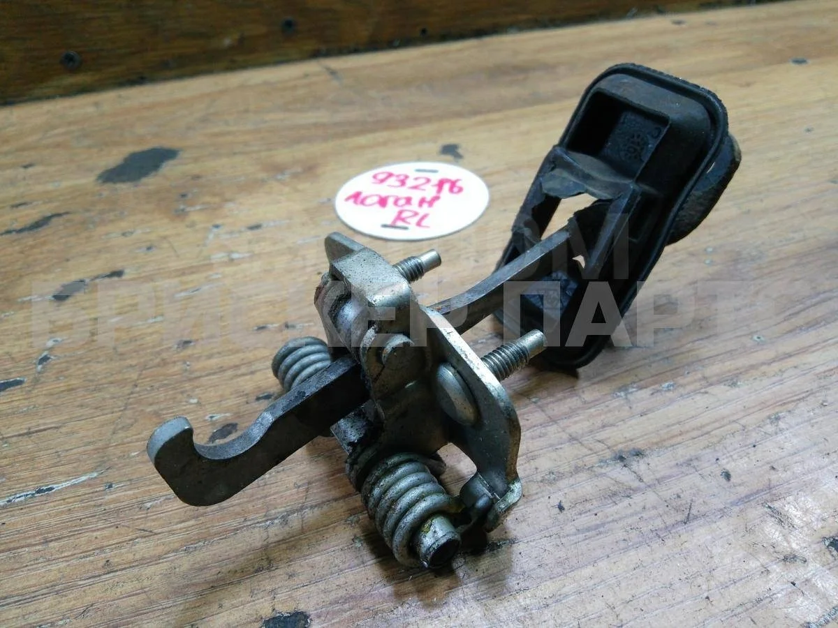 Ограничитель двери Рено Логан 1  LS0G LS12 рестайлинг