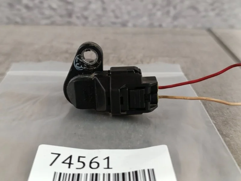 Датчик положения коленвала Nissan X-Trail 2010 T31