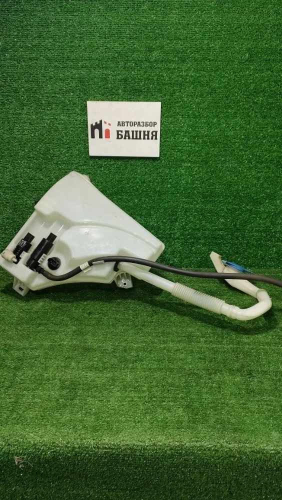 Бачок омывателя Volkswagen Touareg 2016 7P0955453 NF CMTA