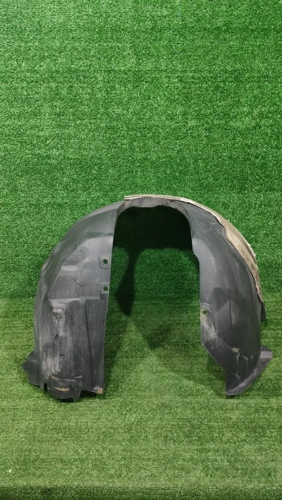 Подкрылок Ford Kuga 2015 1799612 JQMB, передний правый