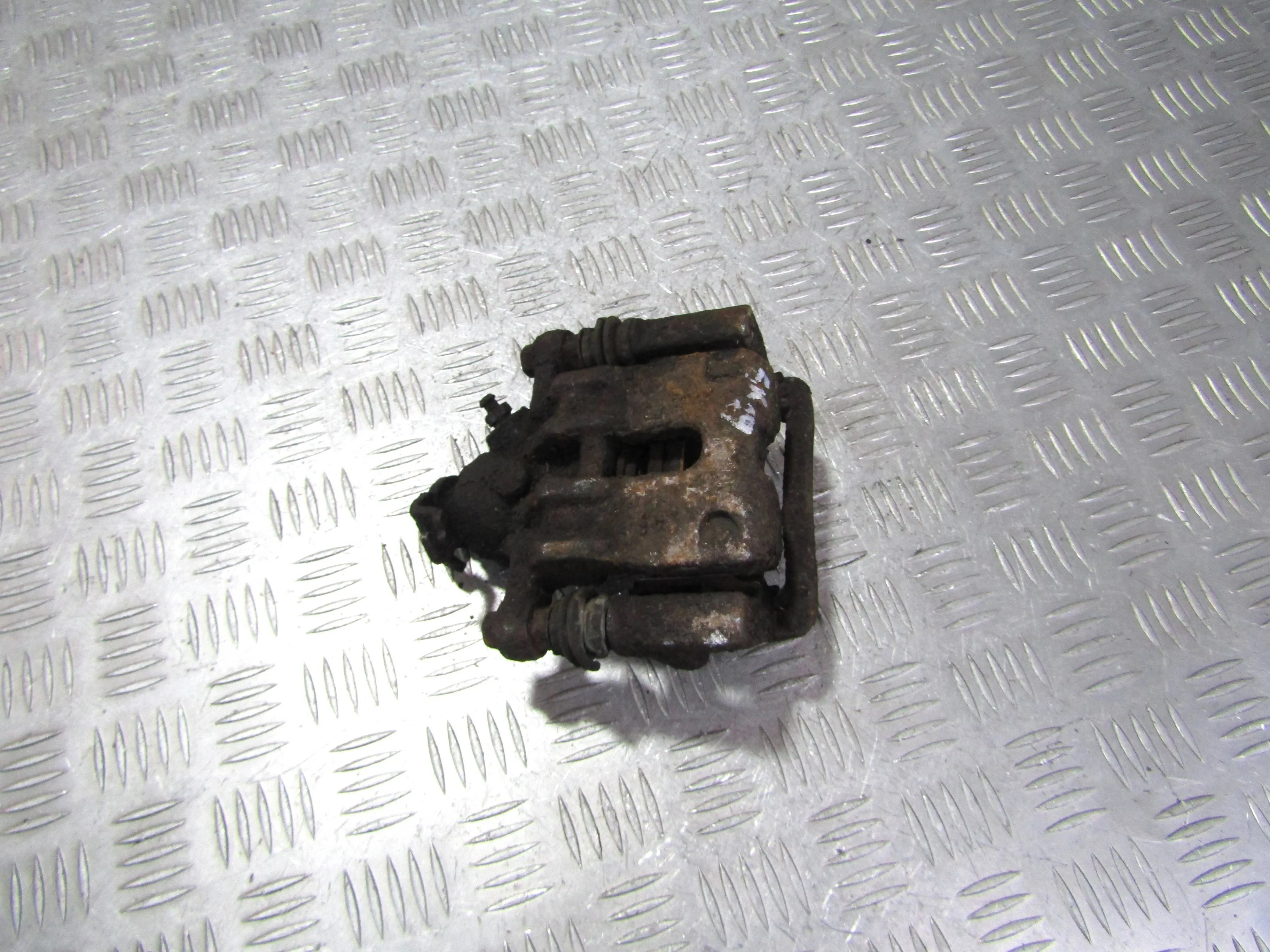 Суппорт задний правый HONDA Civic VIII (2005—2009)