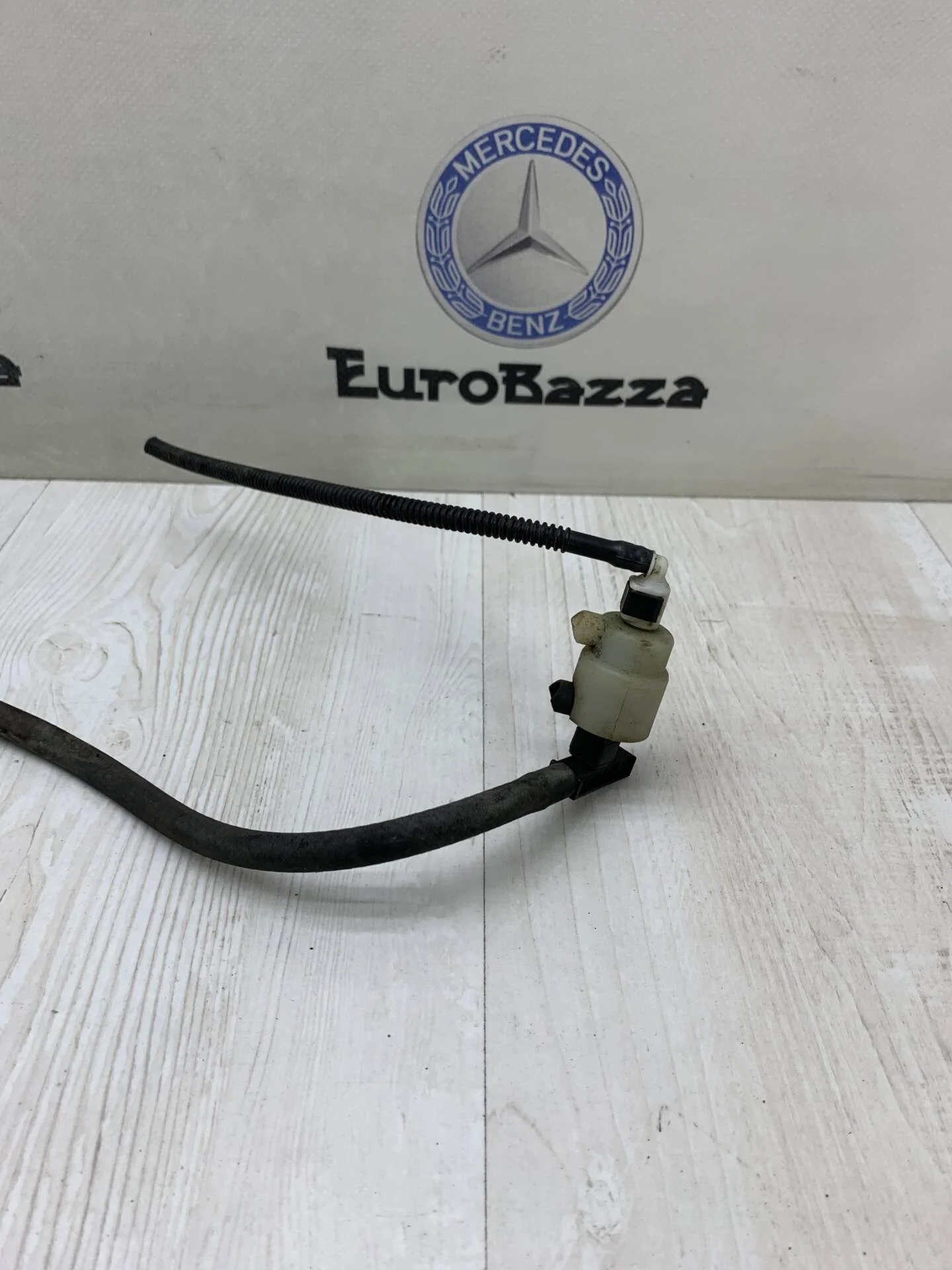 Клапан насоса стеклоомывателя Mercedes W212