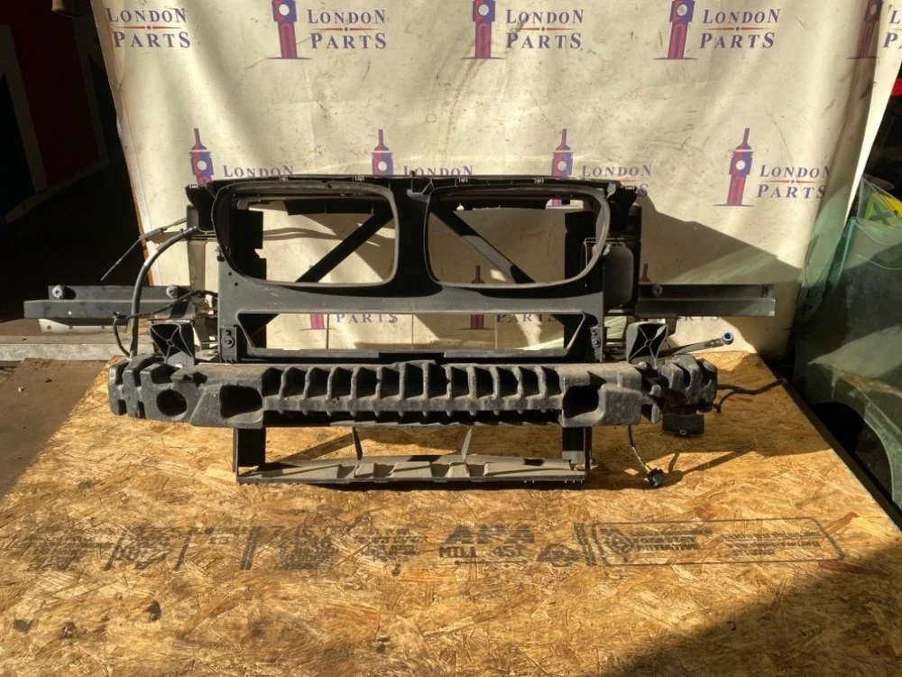 Передняя панель BMW X3 F25