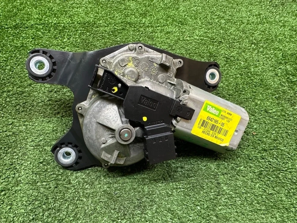 Моторчик стеклоочистителя BMW X5 E70