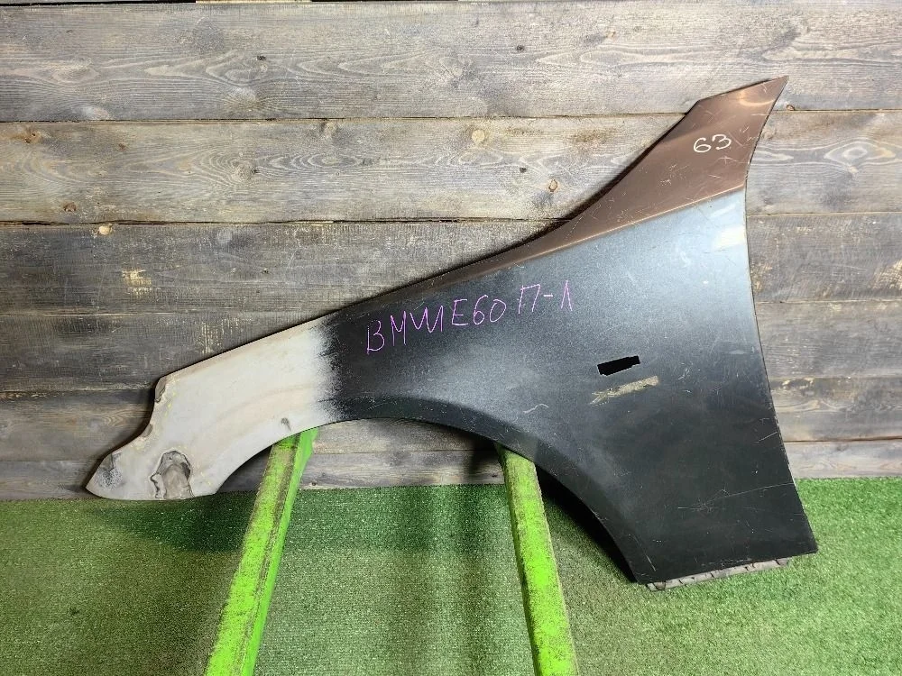 Крыло переднее левое  BMW 5 E60