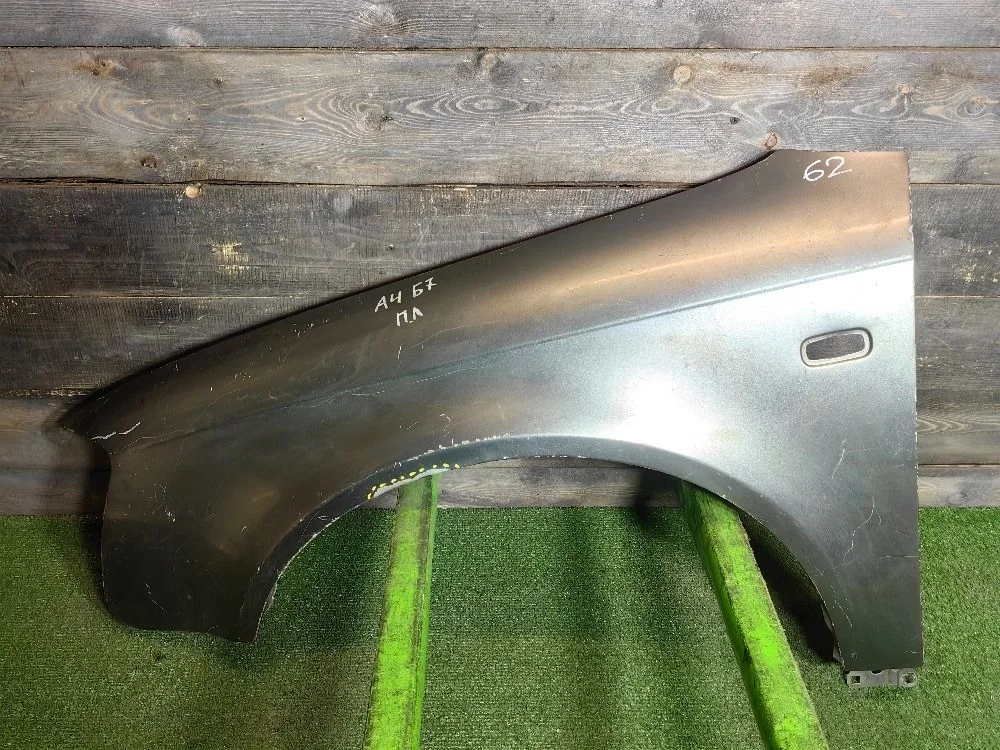 Крыло переднее левое Audi A4 B7