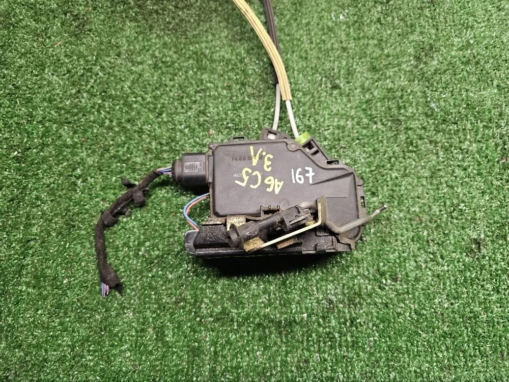 Замок задней левой двери  Audi A6 C5