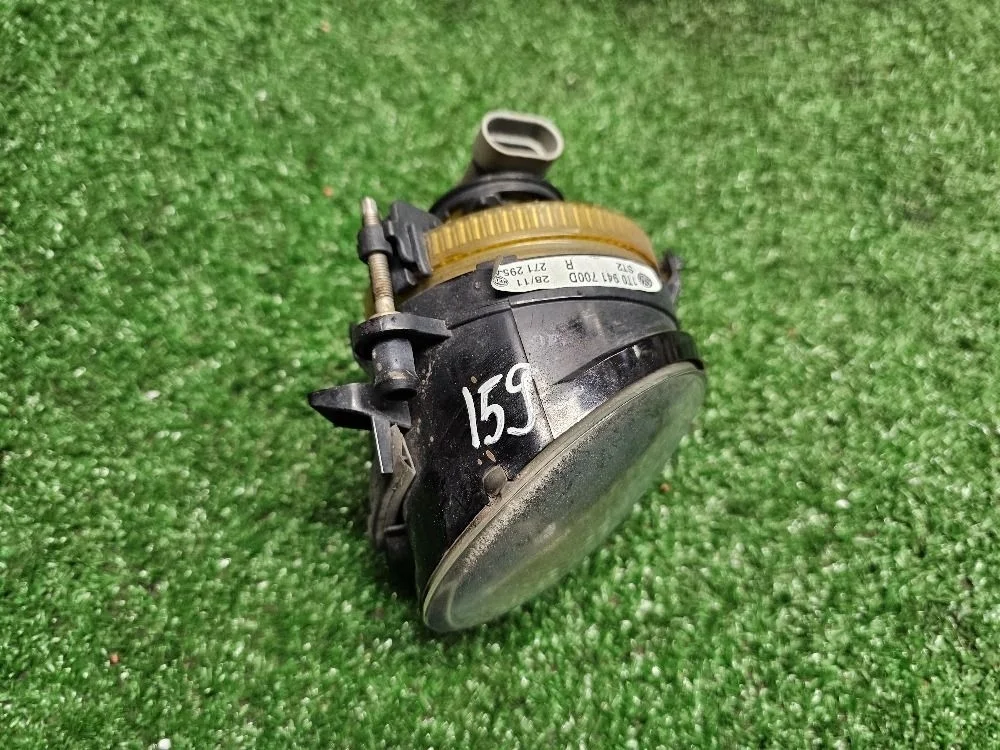 Фара противотуманная Volkswagen Golf