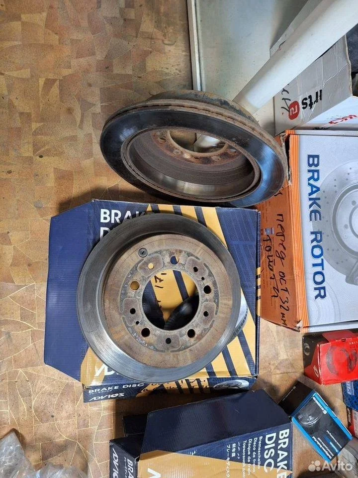 Диск тормозной задний Toyota Land Cruiser 200 (2007—2012)