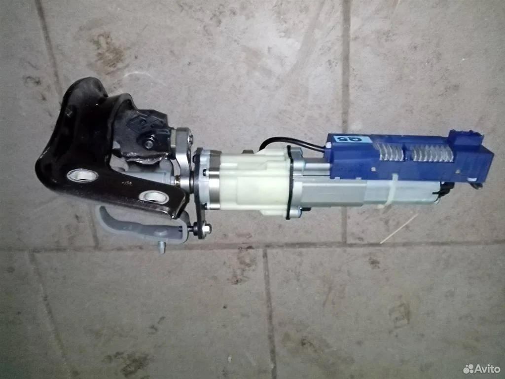 Механизм подъема двери багажника Audi Q5 I рестайлинг (2012—2017)