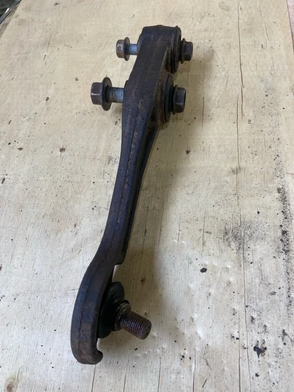 Стойка заднего стабилизатора Toyota Land Cruiser 2015 4883060050 URJ200 1VD-FTV 4.5, задняя