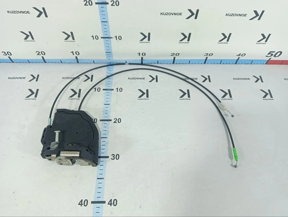Замок двери Toyota Camry 2010 XV40