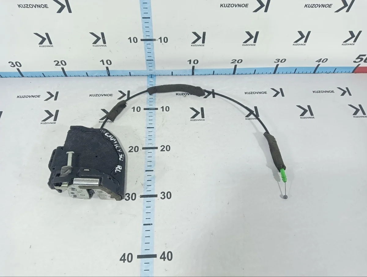 Замок двери Toyota Camry 2015 XV55