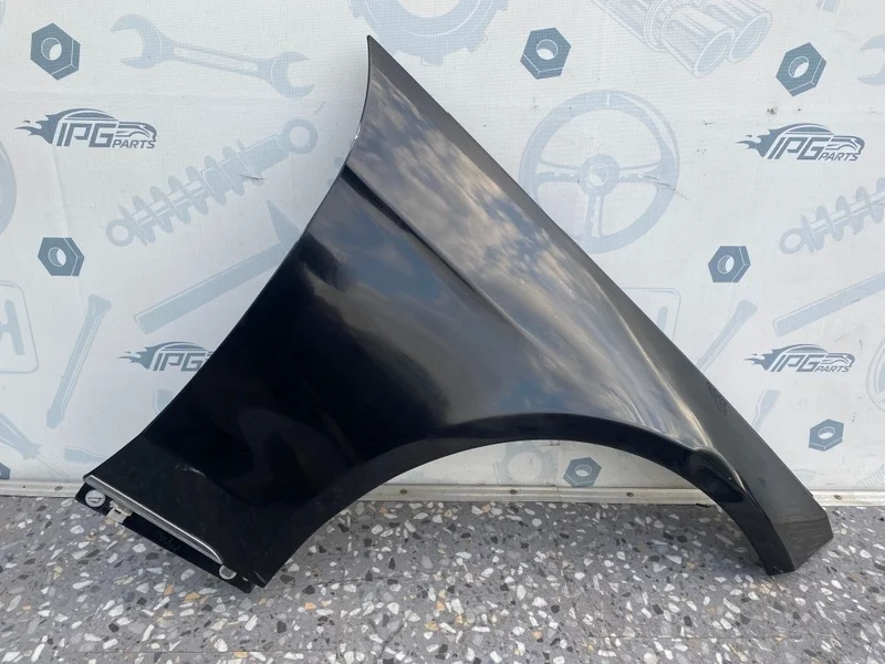 Крыло переднее правое Mercedes-benz 2013 W212