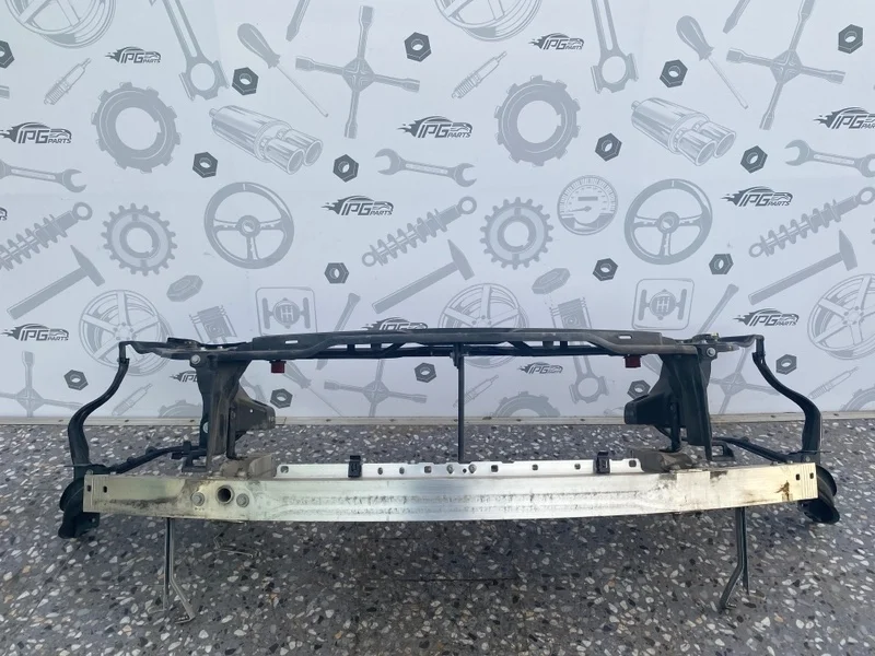 Передняя панель телевизор Mercedes-benz CLS 2014 X218