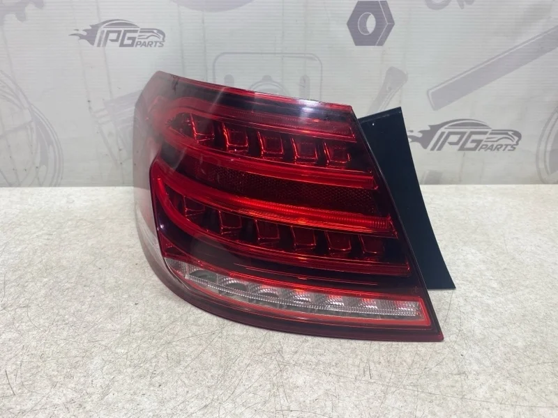 Фонарь задний левый крыло Mercedes-benz 2013 W212