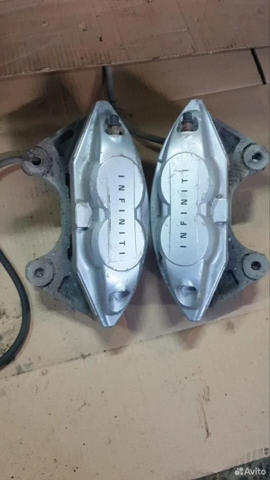 Суппорт тормозной передний акебоно инфинити