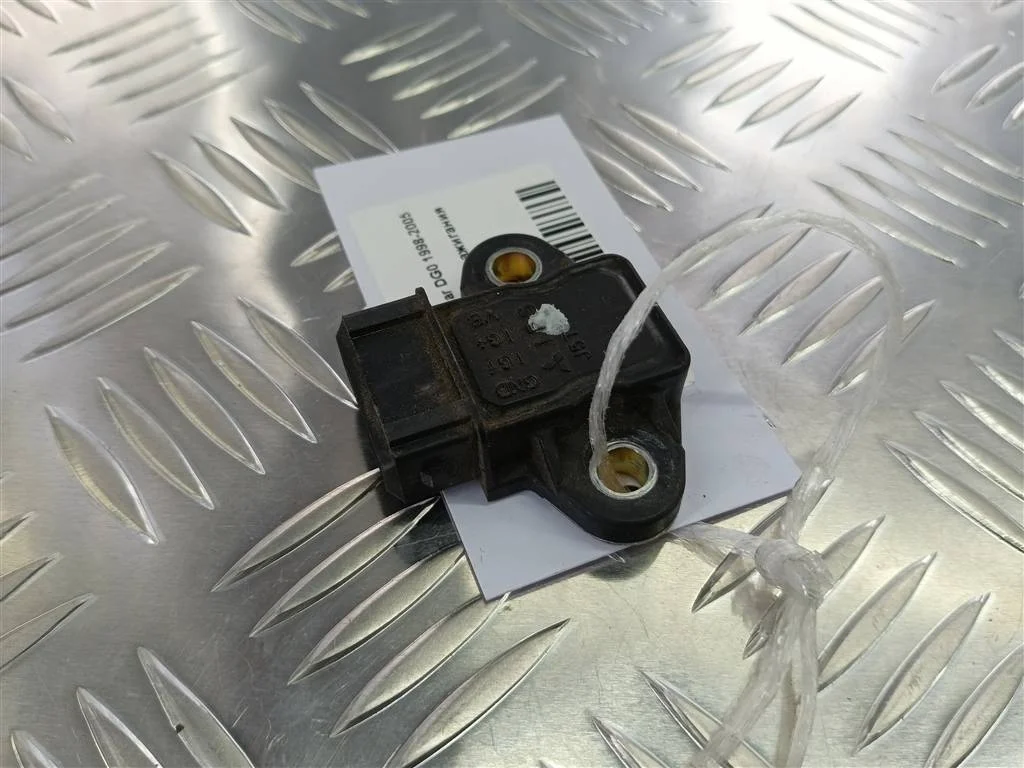 Коммутатор системы зажигания MITSUBISHI Space Sta