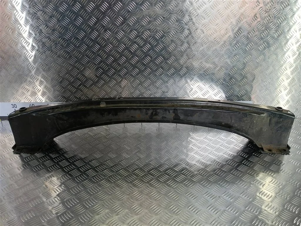 Усилитель бампера задний Volkswagen Touareg II (2