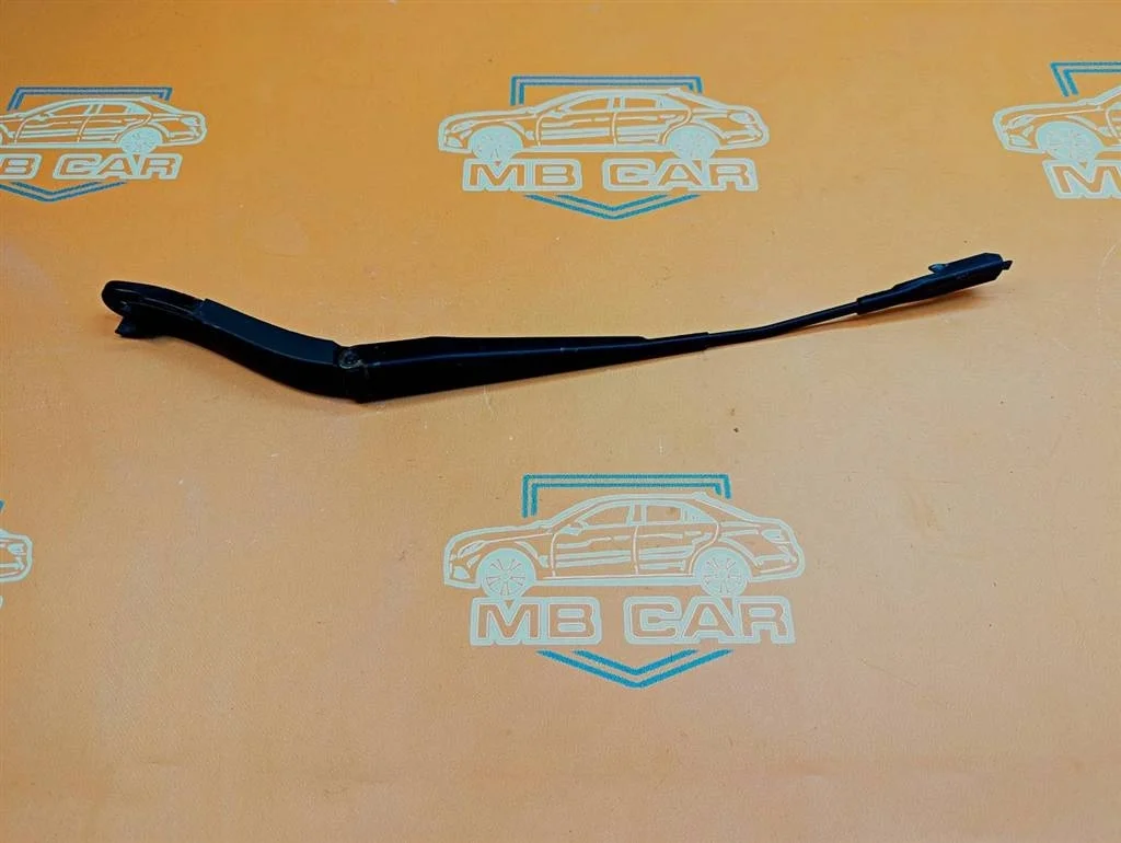 Поводок дворников Mercedes-Benz