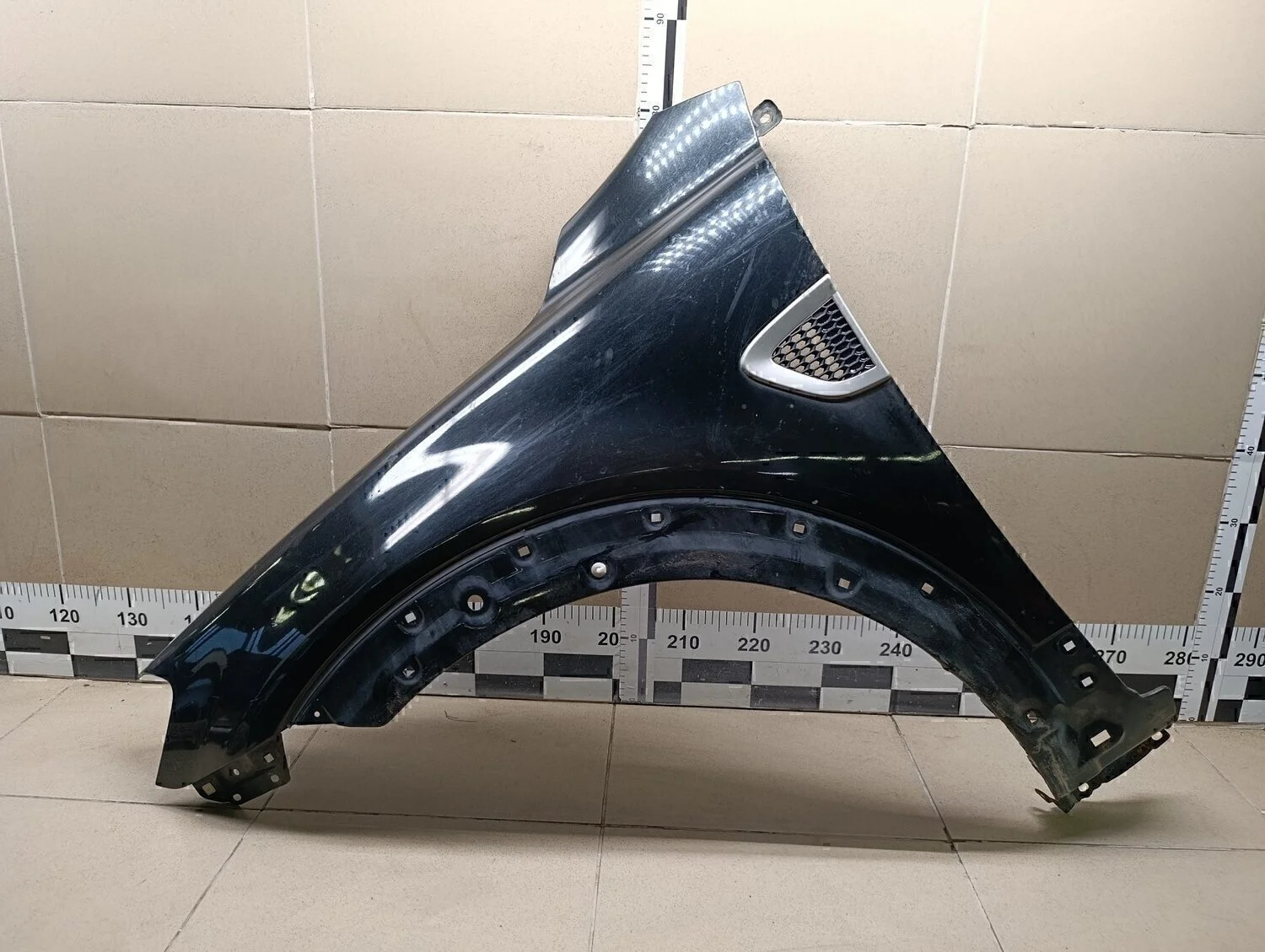 Крыло переднее левое Captiva (C100) 2006-2010