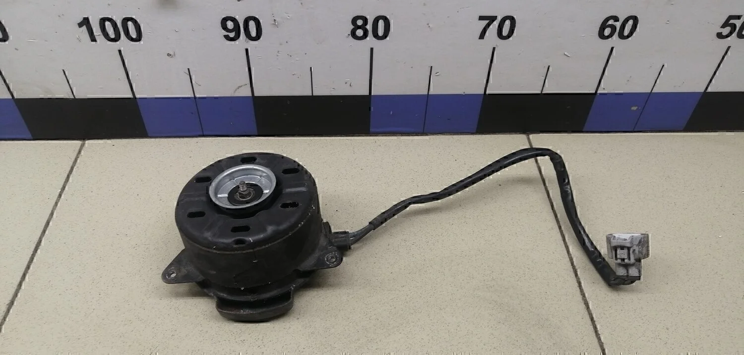 Моторчик вентилятора RAV 4 2013-2019