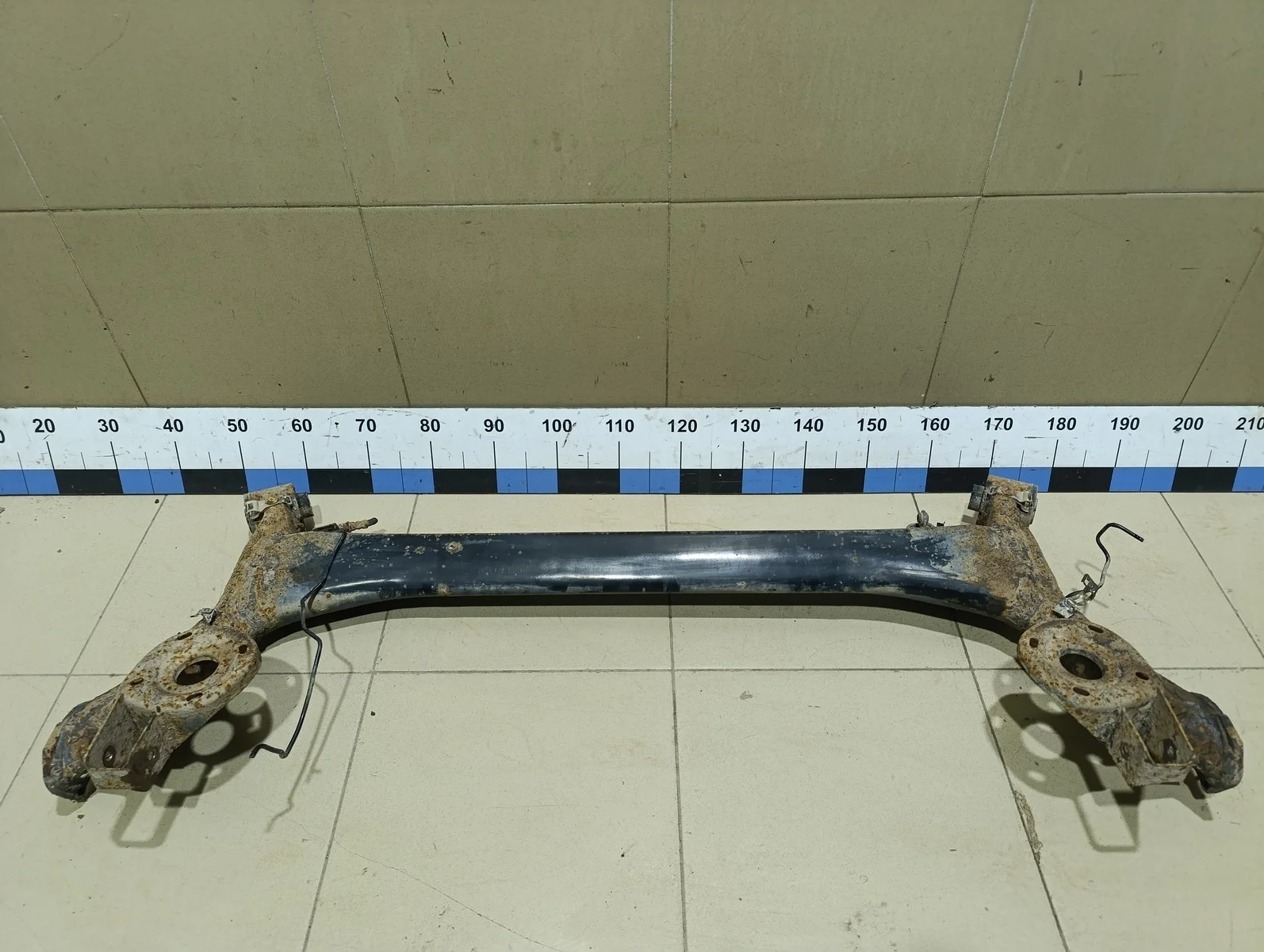 Балка задняя Fabia 2007-2015