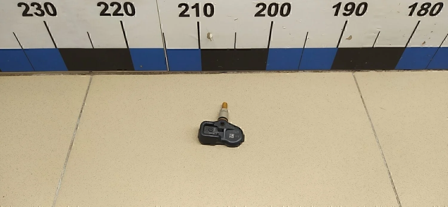 Датчик давления в шине Corolla E18 2013>