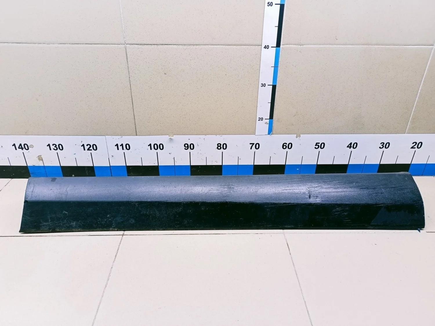 Молдинг передней правой двери RAV 4 2013-2019