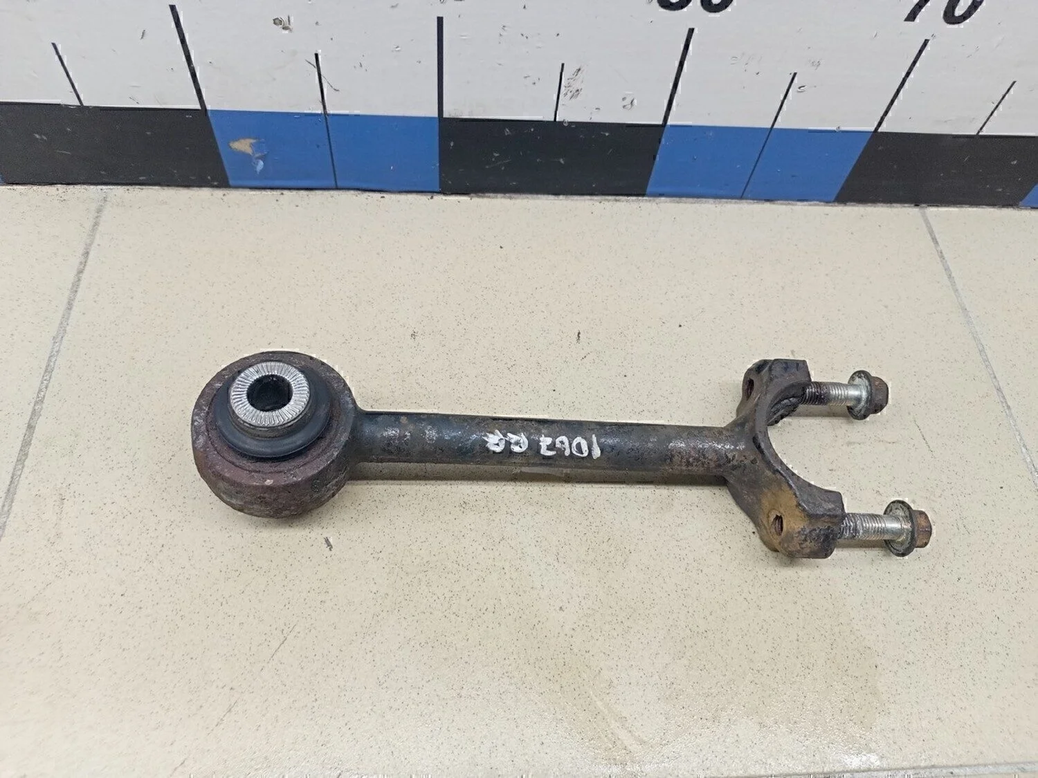 Стойка заднего стабилизатора GX460 2009>