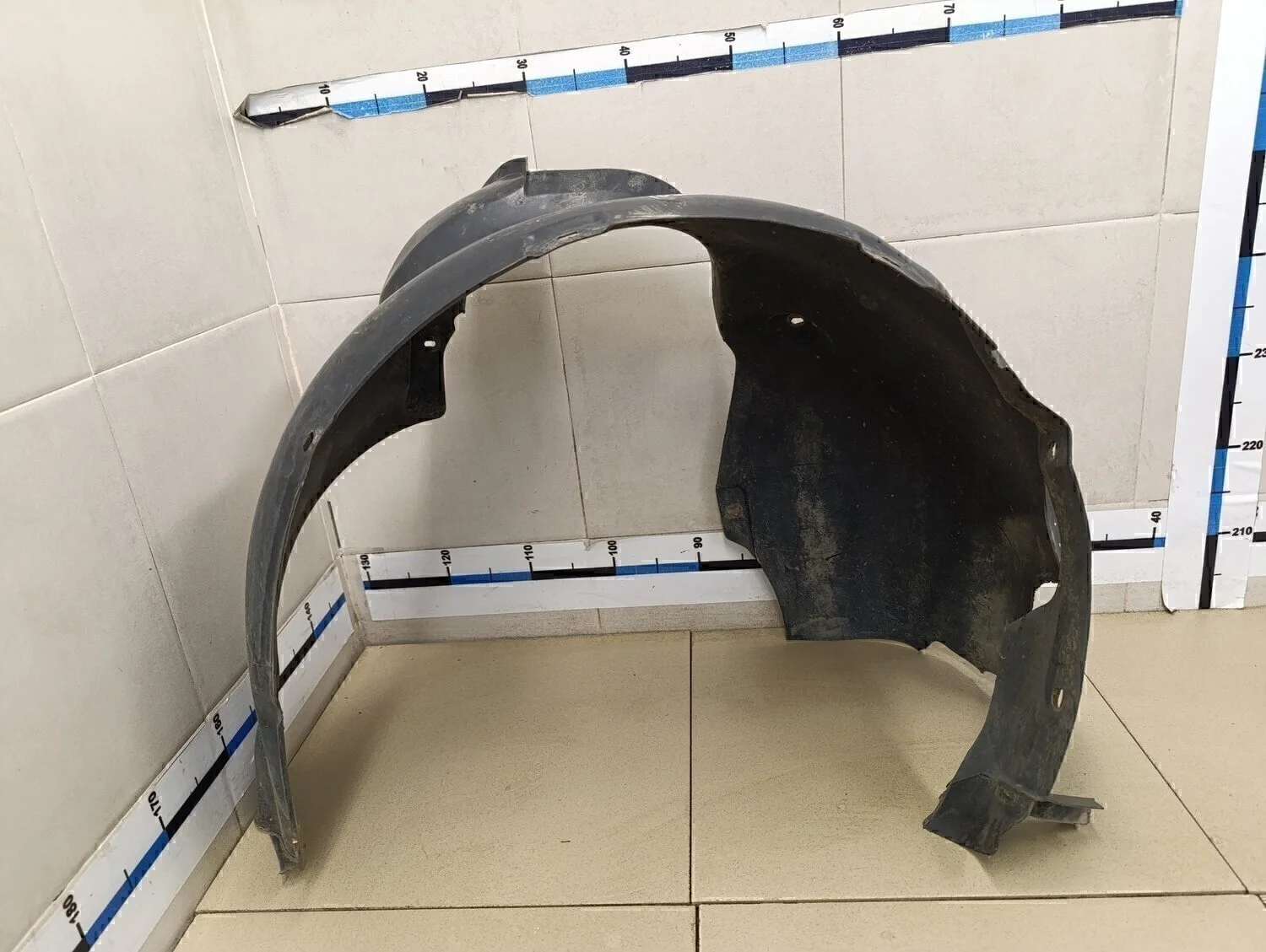 Локер передний правый Fabia 2007-2015