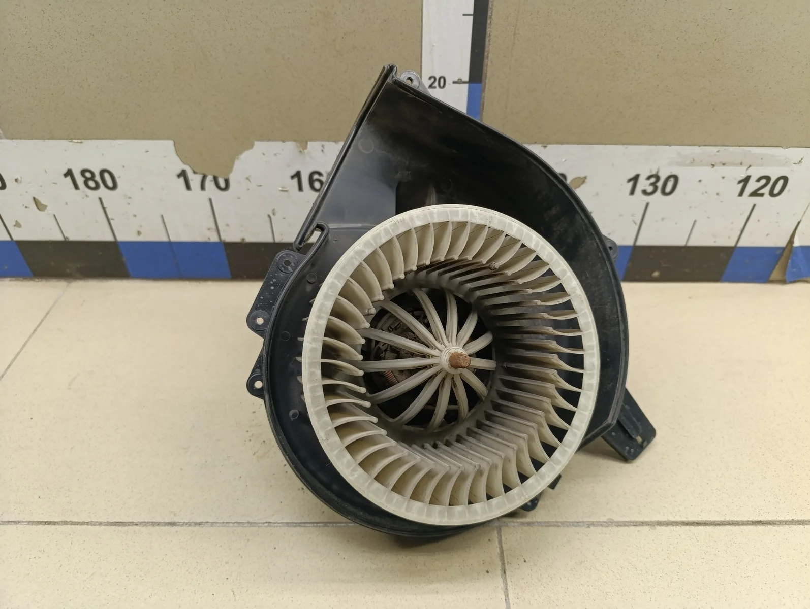 Моторчик отопителя Fabia 2007-2015