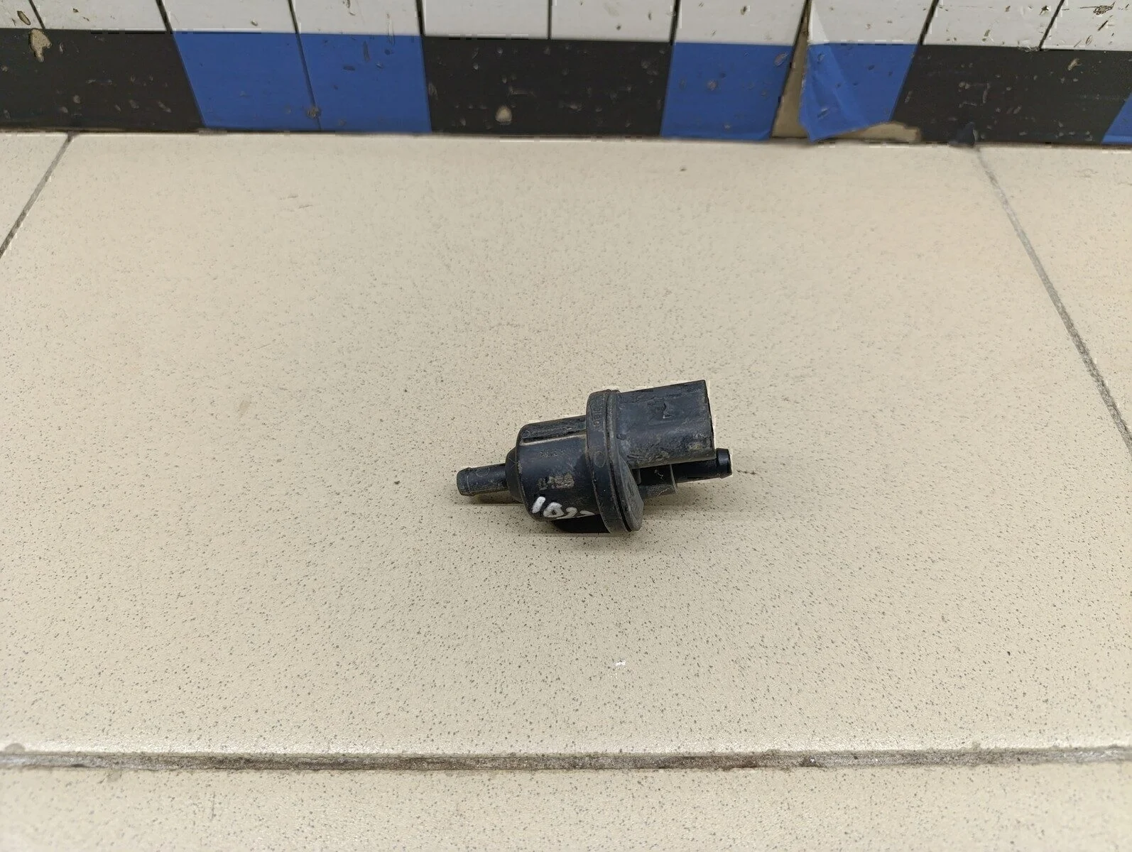 Клапан вентиляции топливного бака Fabia 1999-2006