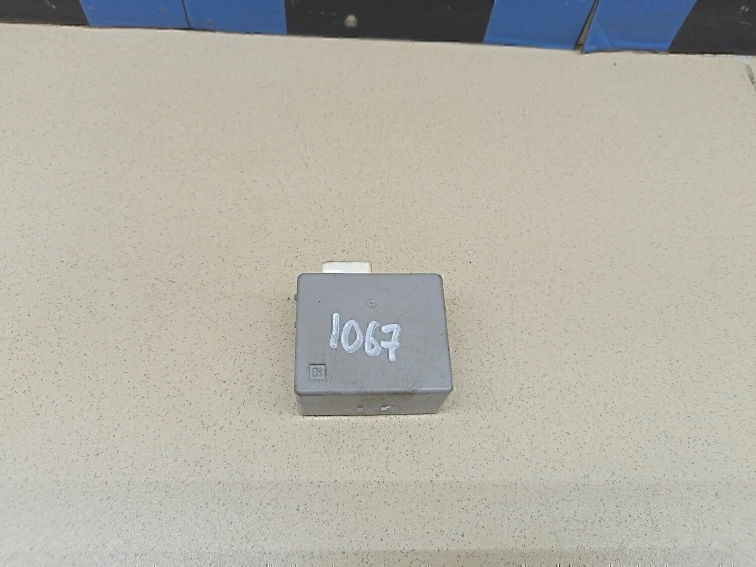 Блок электронный LX 570