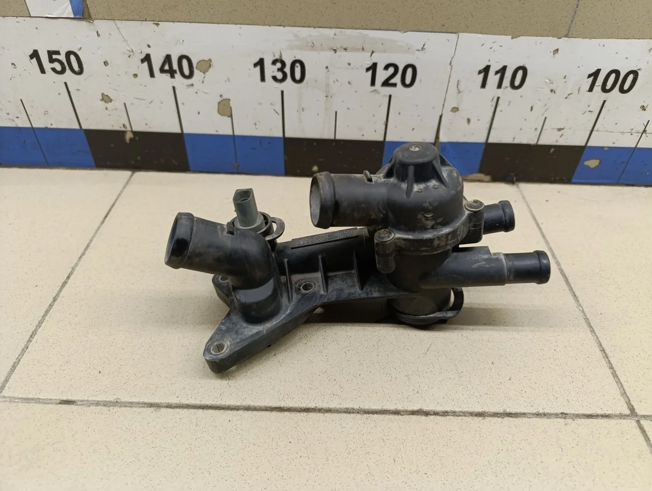 Корпус термостата Fabia 1999-2006