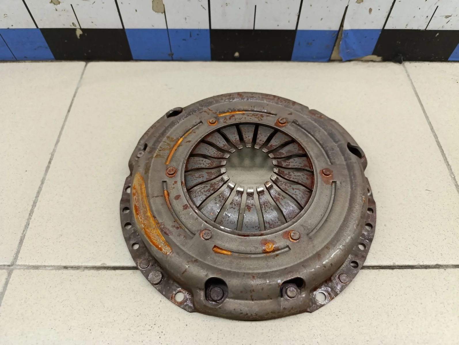 Корзина сцепления Fabia 1999-2006